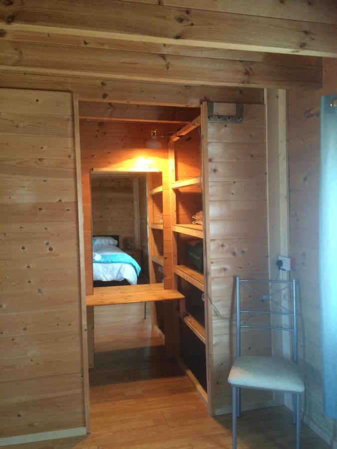 Log House Hideaway Villa Johnswell Exterior foto